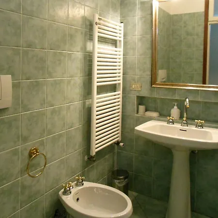 Hotel apartamentowy Miki Comer See Dervio